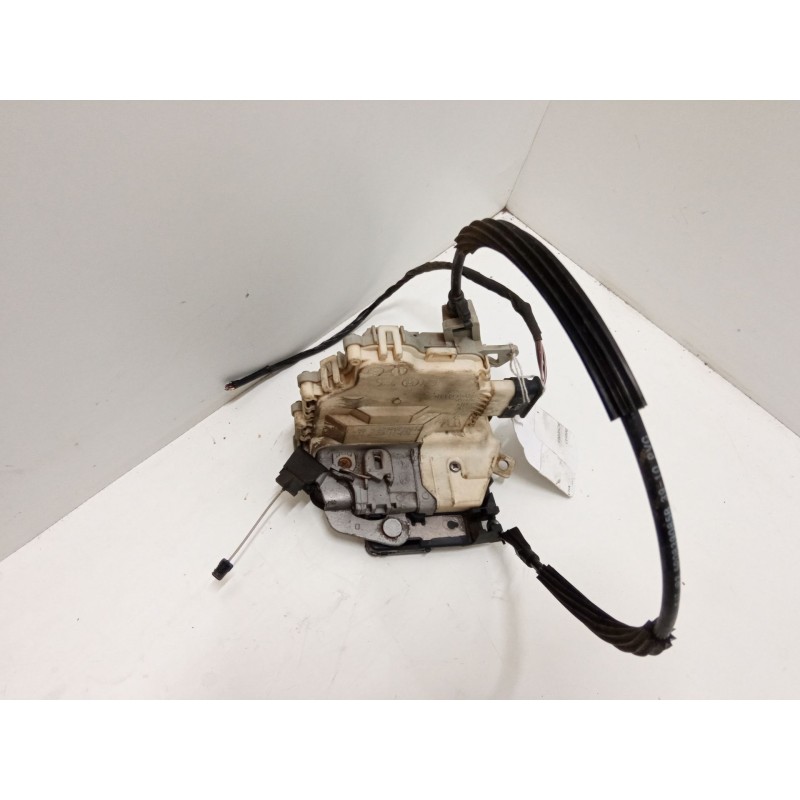 Recambio de cerradura puerta trasera derecha para seat altea xl (5p5, 5p8) 2.0 tdi 16v 4x4 referencia OEM IAM   