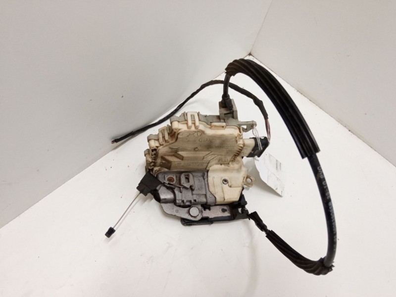 Recambio de cerradura puerta trasera derecha para seat altea xl (5p5, 5p8) 2.0 tdi 16v 4x4 referencia OEM IAM   