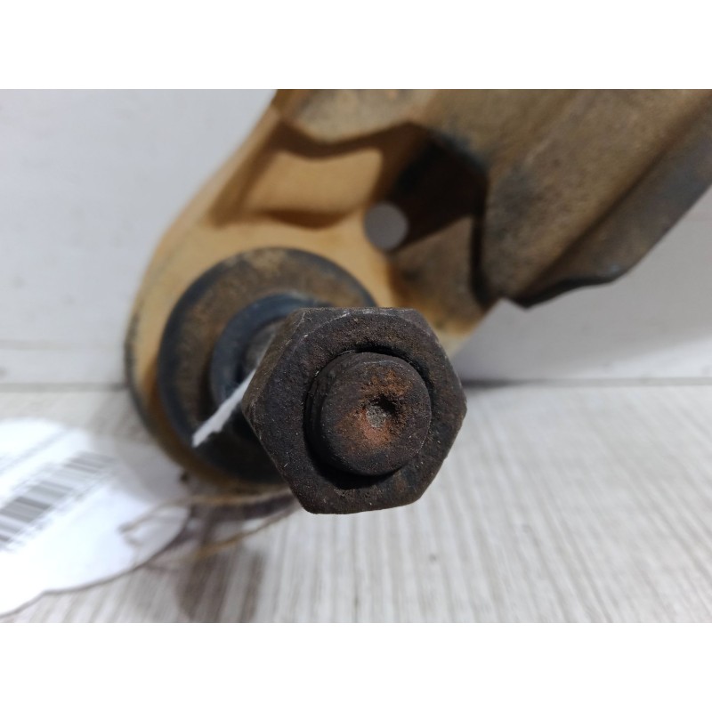 Recambio de brazo suspension inferior delantero izquierdo para nissan micra ii (k11) 1.0 i 16v referencia OEM IAM   