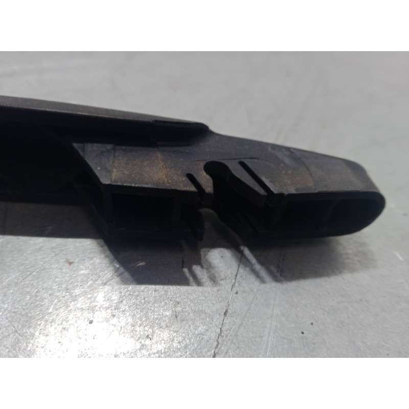 Recambio de brazo limpia trasero para opel corsa c (x01) 1.2 (f08, f68) referencia OEM IAM   
