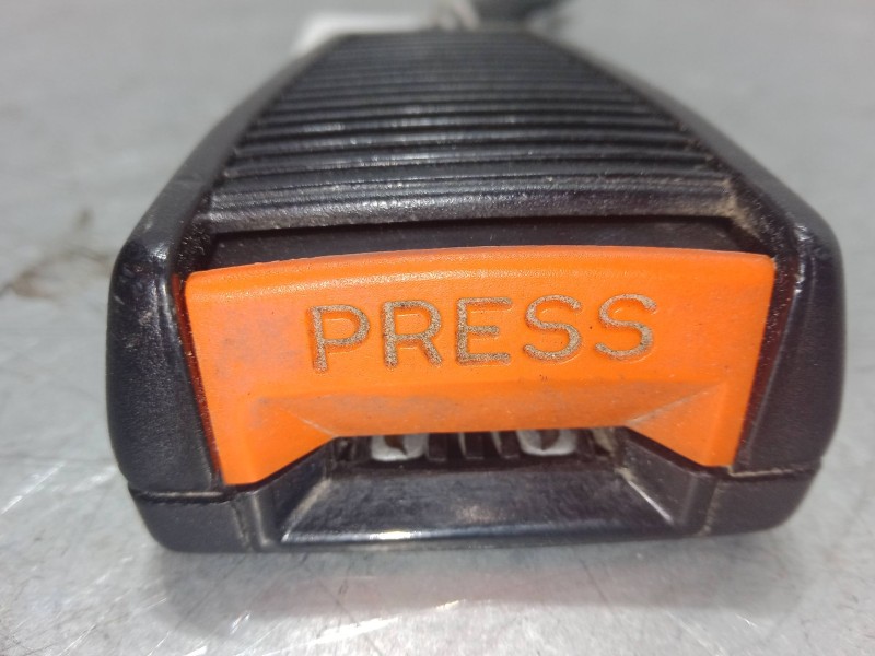 Recambio de anclaje cinturon delantero derecho para microcar 51/xl sa microcar mc1 referencia OEM IAM   