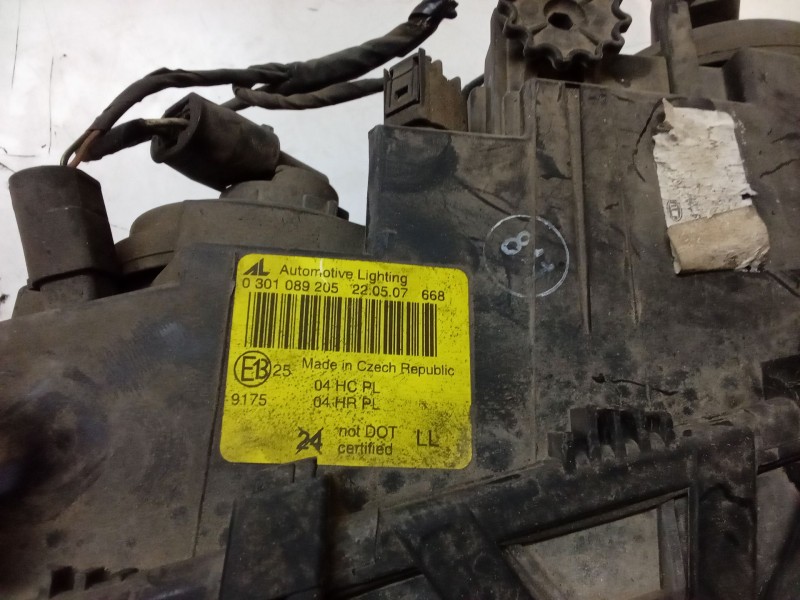 Recambio de faro izquierdo para bmw 3 (e46) 318 i referencia OEM IAM   