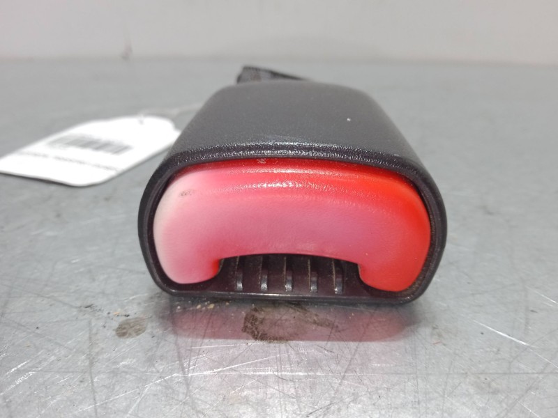 Recambio de anclaje cinturon trasero derecho para opel antara a (l07) 2.0 cdti referencia OEM IAM 96475890  