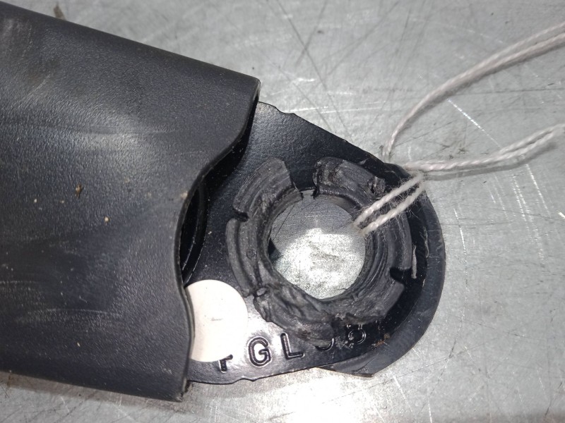 Recambio de anclaje cinturon trasero derecho para opel antara a (l07) 2.0 cdti referencia OEM IAM 96475890  