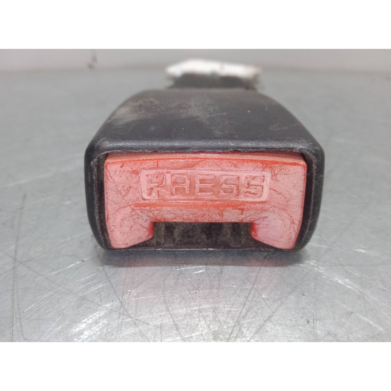 Recambio de anclaje cinturon trasero derecho para citroën c3 i (fc_, fn_) 1.4 hdi referencia OEM IAM   