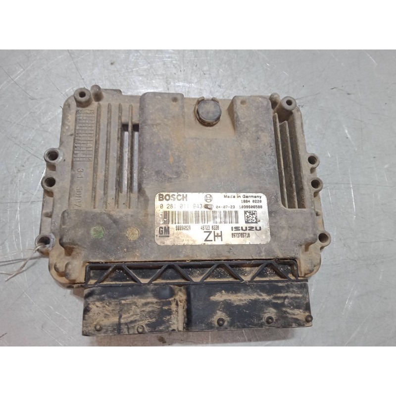 Recambio de centralita motor uce para opel astra h gtc (a04) 1.9 cdti (l08) referencia OEM IAM 0281011943  