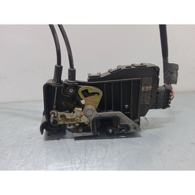 Recambio de cerradura puerta trasera izquierda para mercedes-benz clase m (w163) ml 430 (163.172) referencia OEM IAM   
