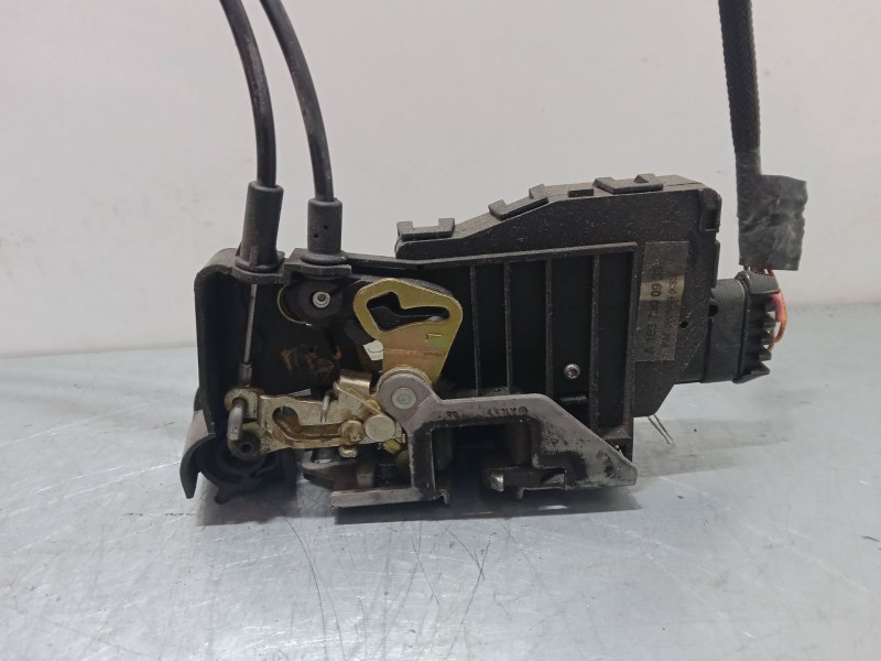 Recambio de cerradura puerta trasera izquierda para mercedes-benz clase m (w163) ml 430 (163.172) referencia OEM IAM   