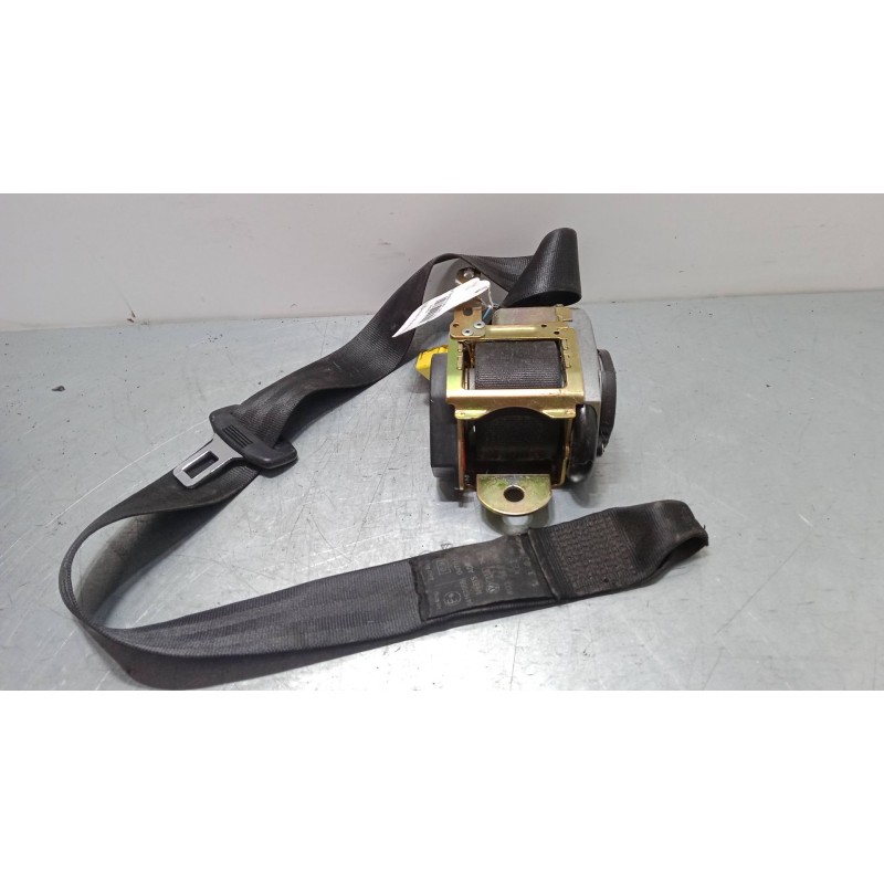 Recambio de cinturon seguridad delantero derecho para volkswagen polo iv sedán (9a4, 9a2, 9n2, 9a6) 1.4 referencia OEM IAM   