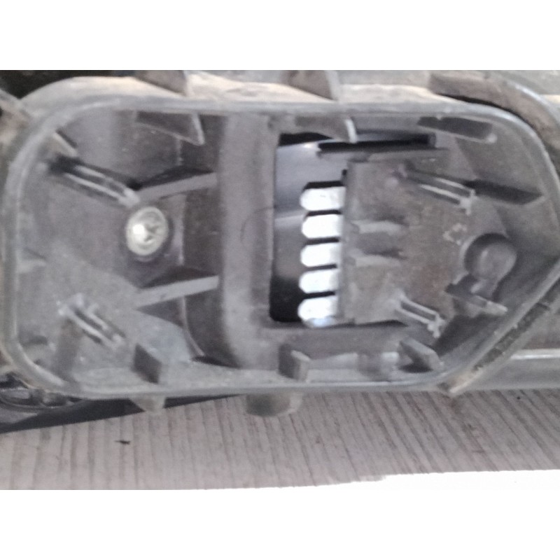 Recambio de piloto trasero derecho para opel corsa c (x01) 1.3 cdti (f08, f68) referencia OEM IAM   