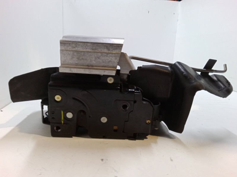 Recambio de cerradura puerta delantera izquierda para audi a4 b6 descapotable (8h7) 2.4 referencia OEM IAM   