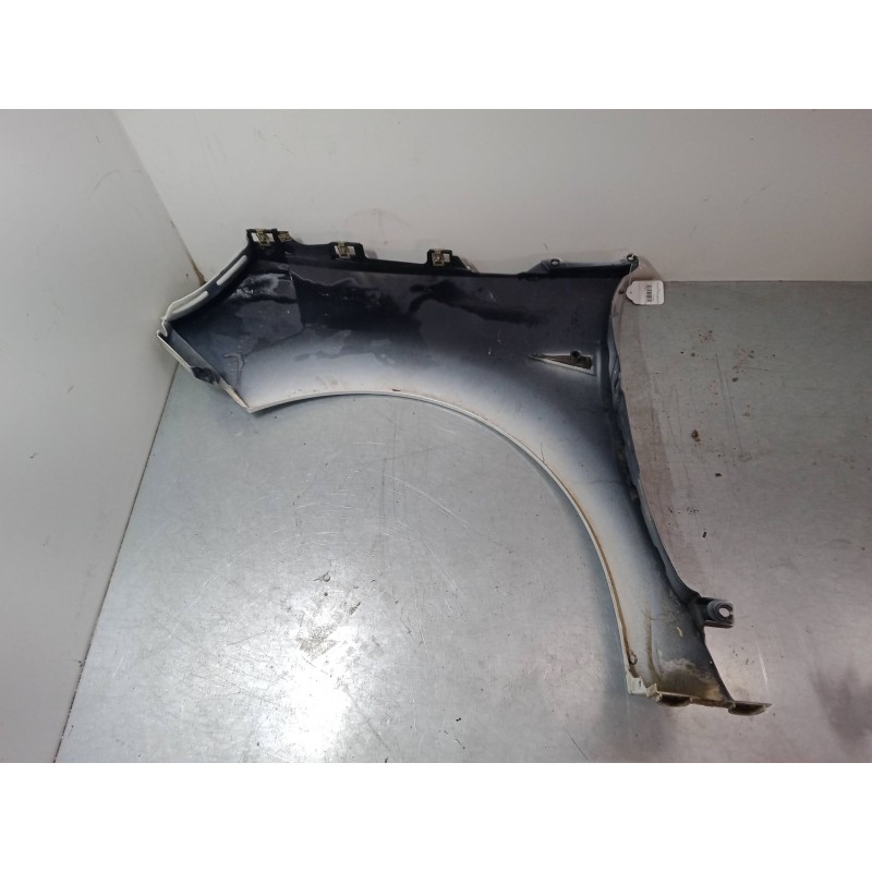 Recambio de aleta delantera derecha para renault grand scénic ii (jm0/1_) 1.9 dci (jm0g, jm12, jm1g, jm2c) referencia OEM IAM   