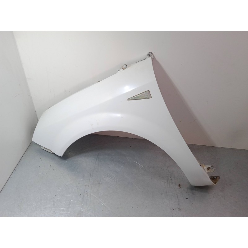 Recambio de aleta delantera izquierda para renault grand scénic ii (jm0/1_) 1.9 dci (jm0g, jm12, jm1g, jm2c) referencia OEM IAM 