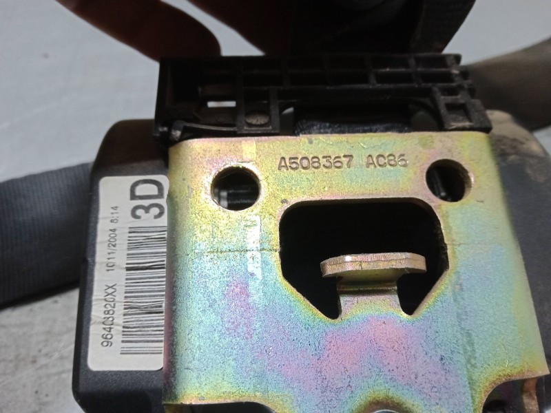 Recambio de cinturon seguridad tercera fila derecho para peugeot 307 sw (3h) 1.6 hdi 110 referencia OEM IAM   