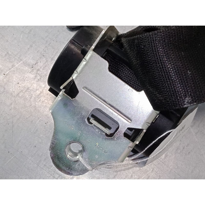 Recambio de cinturon seguridad trasero izquierdo para opel corsa d (s07) 1.2 (l08, l68) referencia OEM IAM   