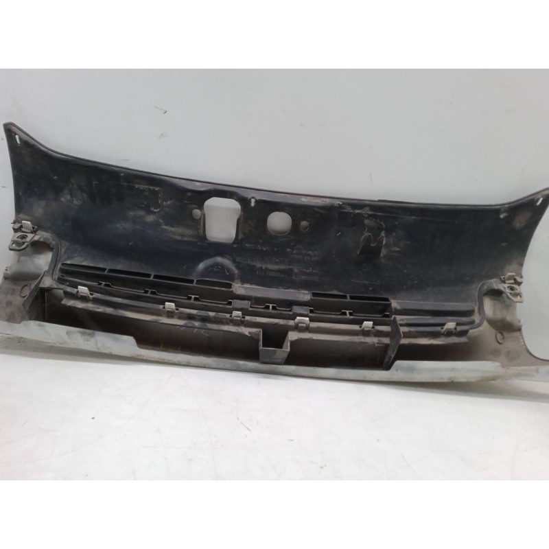 Recambio de rejillas capo para renault clio i (b/c57_, 5/357_) 1.2 (5/357y, 5/357k) referencia OEM IAM   
