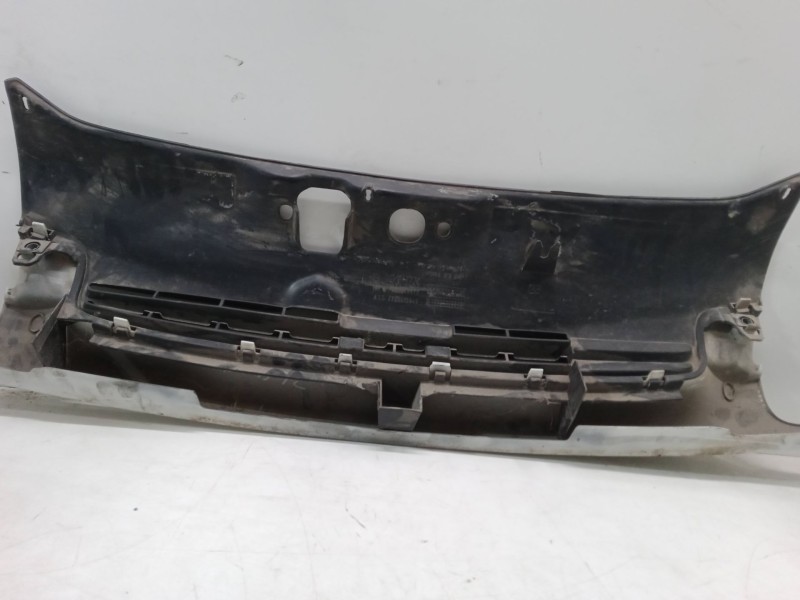 Recambio de rejillas capo para renault clio i (b/c57_, 5/357_) 1.2 (5/357y, 5/357k) referencia OEM IAM   