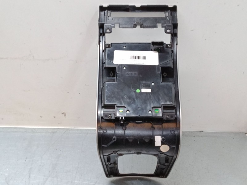 Recambio de consola central para volvo v50 (545) 2.4 referencia OEM IAM 8697155  03W43T