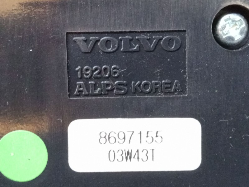 Recambio de consola central para volvo v50 (545) 2.4 referencia OEM IAM 8697155  03W43T