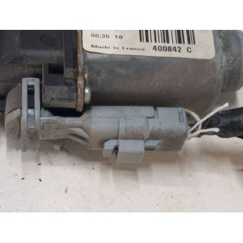 MOTOR ELEVALUNA DELANTERO DERECHO 400842C 