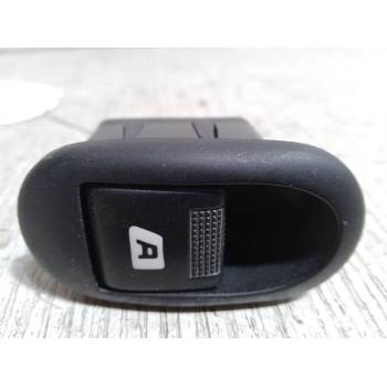 MANDO ELEVALUNAS DELANTERO IZQUIERDO 96401469XT 