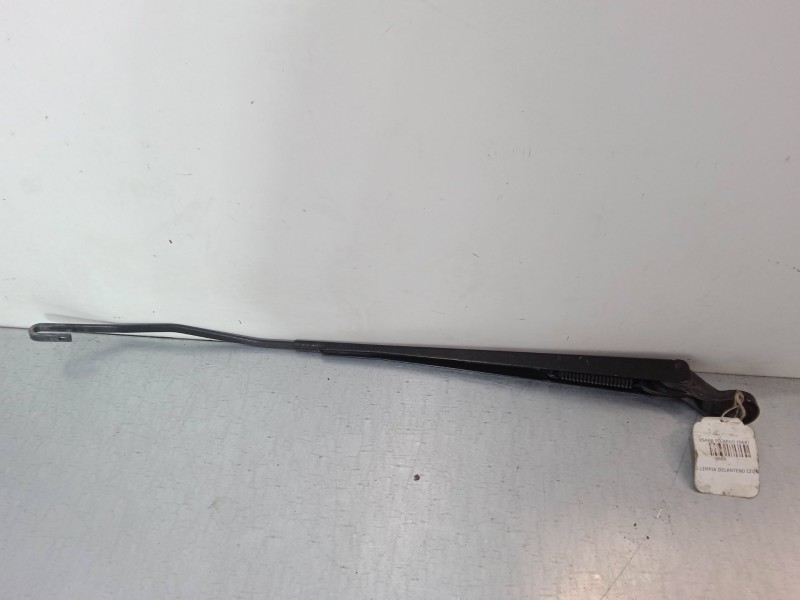 Recambio de brazo limpia delantero izquierdo para citroën xsara picasso (n68) 2.0 hdi referencia OEM IAM   