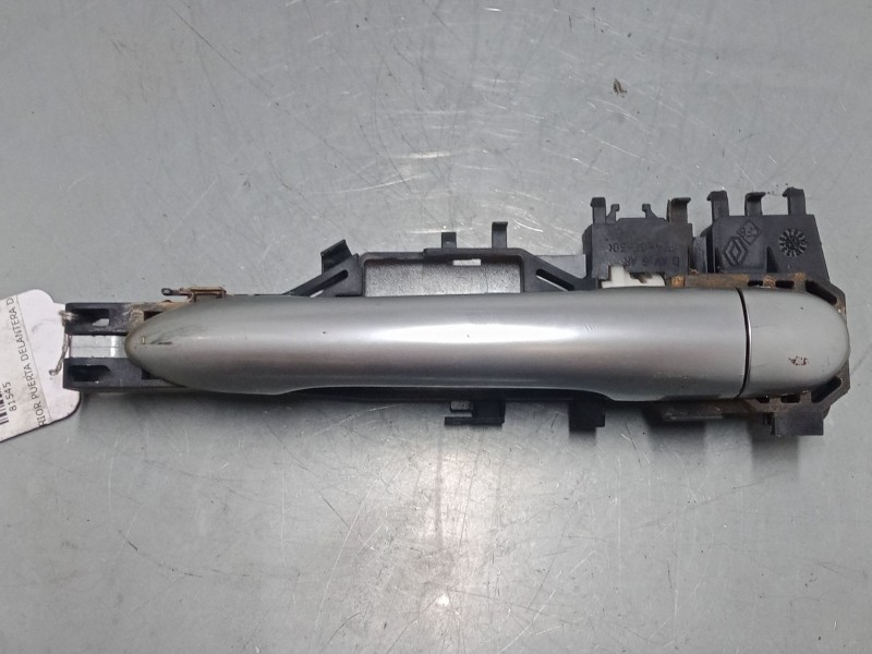 Recambio de maneta exterior puerta delantera derecha para renault scénic ii (jm0/1_) 1.6 16v (jm1r) referencia OEM IAM 820002846