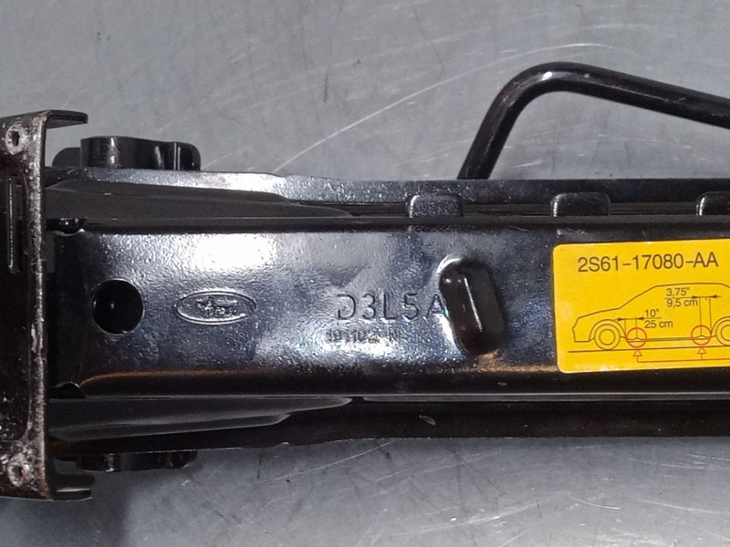 Recambio de gato para ford fiesta v (jh_, jd_) 1.4 16v referencia OEM IAM D3L5A  