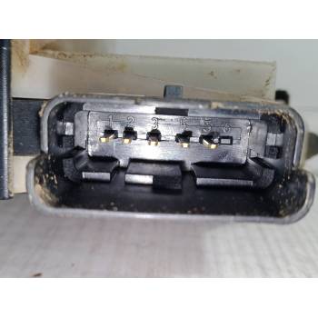 CERRADURA PUERTA TRASERA DERECHA 