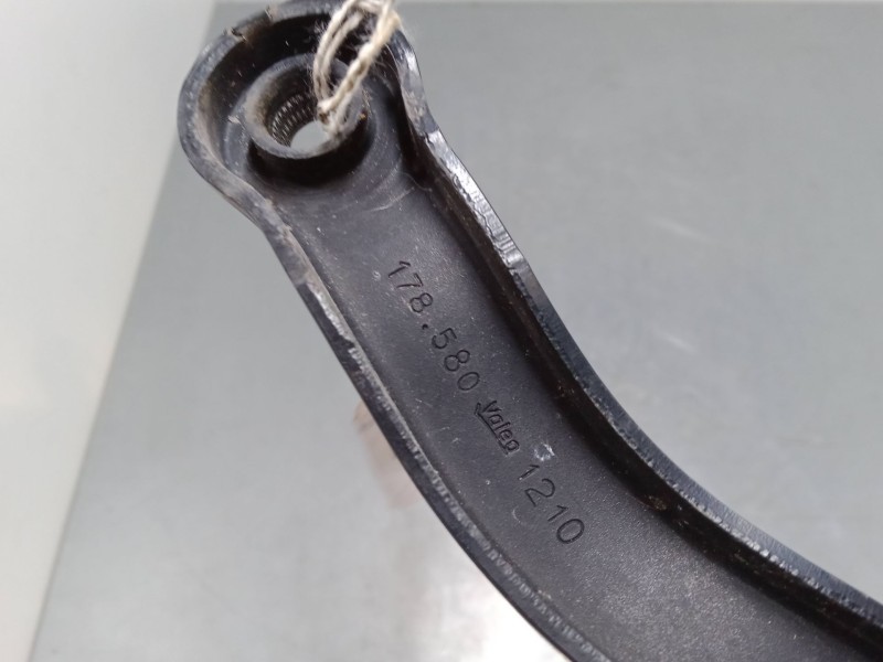 Recambio de brazo limpia delantero izquierdo para opel corsa d (s07) 1.4 (l08, l68) referencia OEM IAM   