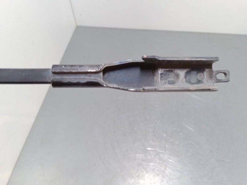 Recambio de brazo limpia delantero izquierdo para opel corsa d (s07) 1.4 (l08, l68) referencia OEM IAM   