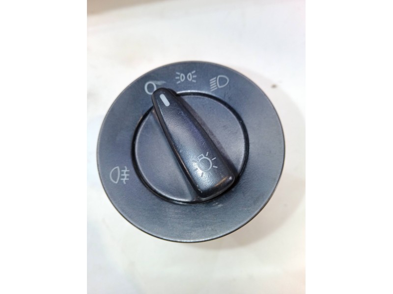 Recambio de conmutador de luces para volkswagen polo (6n2) 1.4 16v referencia OEM IAM   
