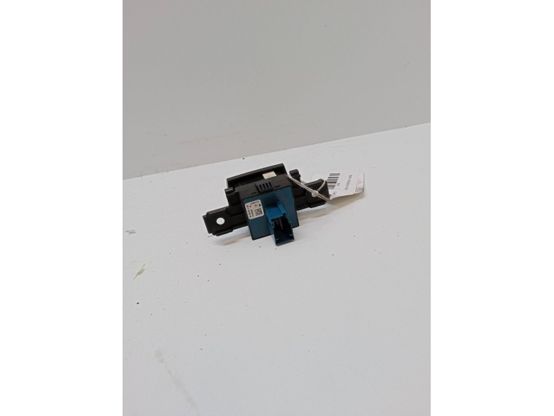 Recambio de boton freno mano para peugeot 308 ii (lb_, lp_, lw_, lh_, l3_) 1.2 thp 110 referencia OEM IAM   