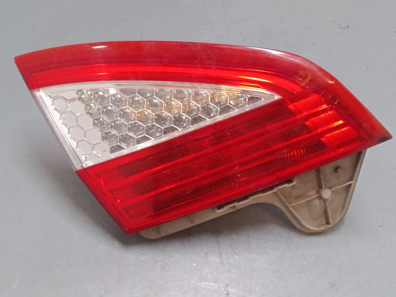 Recambio de piloto trasero porton izquierdo para ford mondeo iv (ba7) 2.0 tdci referencia OEM IAM   