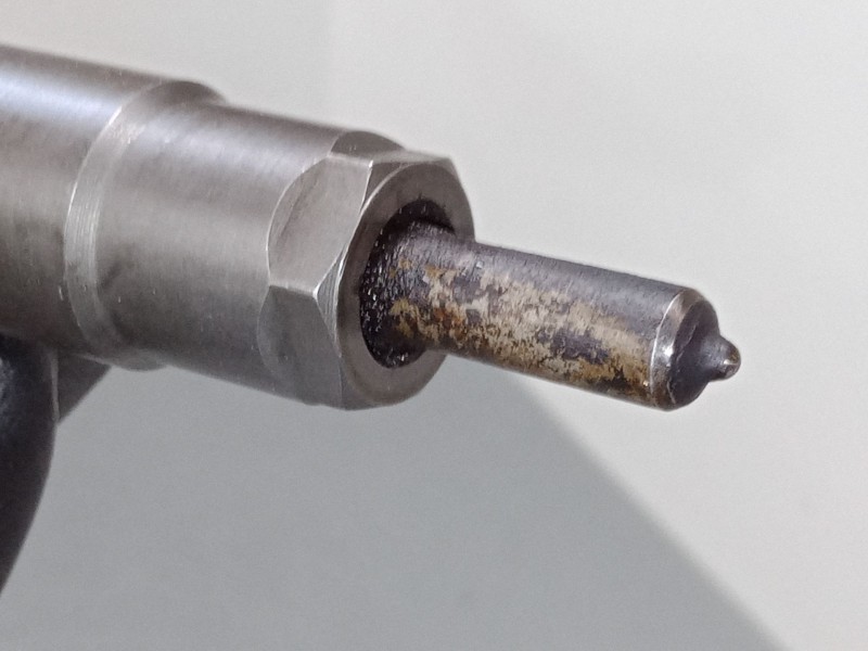 Recambio de inyector para mercedes-benz clase e (w212) e 200 cdi / bluetec (212.005, 212.006) referencia OEM IAM A6510700587  