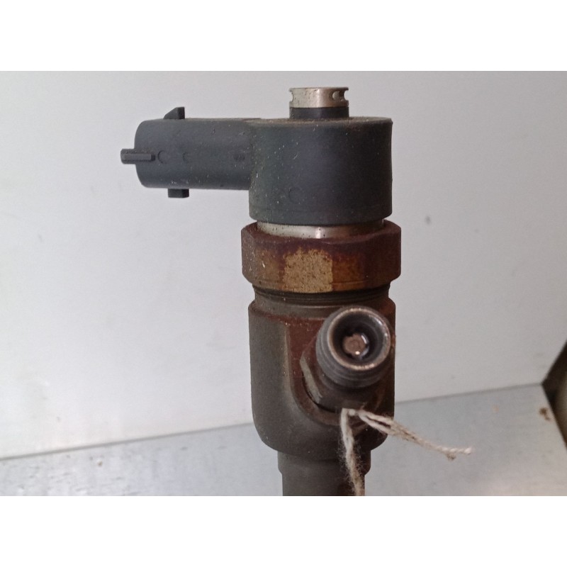 Recambio de inyector para opel corsa d (s07) 1.3 cdti (l08, l68) referencia OEM IAM 0445110183  