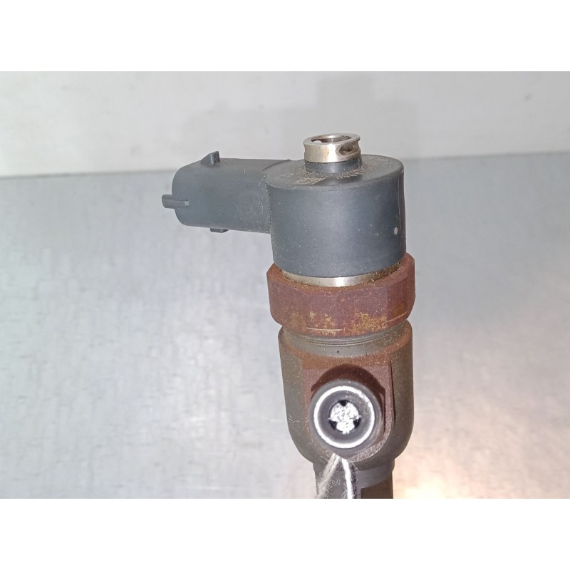 Recambio de inyector para opel corsa d (s07) 1.3 cdti (l08, l68) referencia OEM IAM 0445110183  