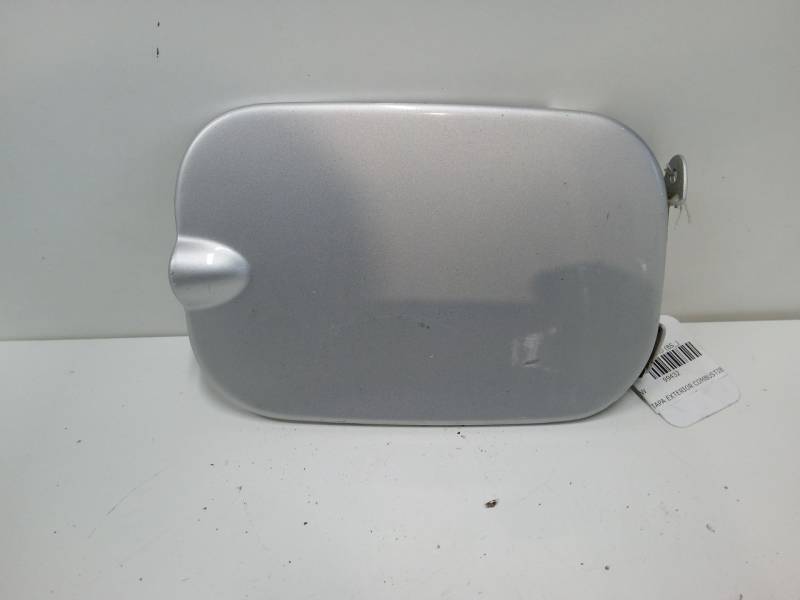 TAPA EXTERIOR COMBUSTIBLE 