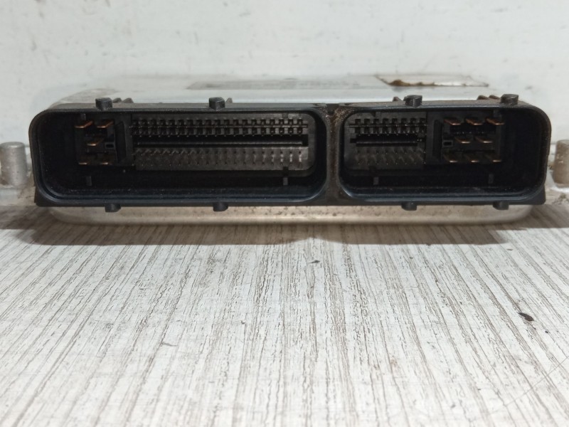 Recambio de centralita motor uce para volkswagen sharan (7m8, 7m9, 7m6) 1.9 tdi referencia OEM IAM 038906019J  0281010216