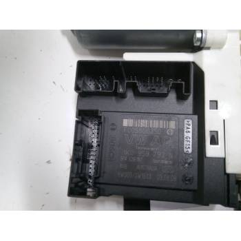 ELEVALUNAS ELECTRICO DELANTERO DERECHO 