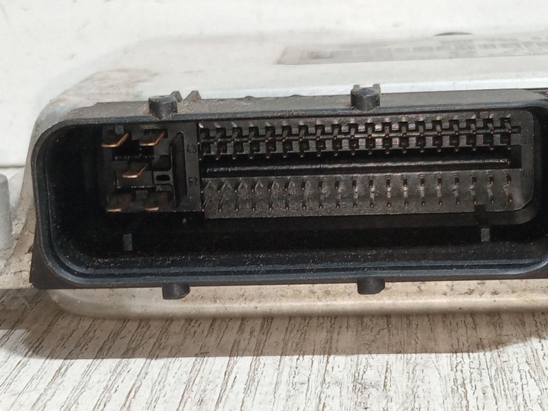 Recambio de centralita motor uce para volkswagen sharan (7m8, 7m9, 7m6) 1.9 tdi referencia OEM IAM 038906019J  0281010216