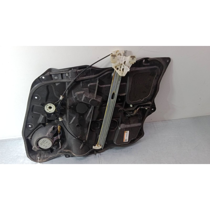 Recambio de elevalunas electrico trasero izquierdo para mazda 3 sedán (bk) 1.6 di turbo (bk12y) referencia OEM IAM Sin motor  