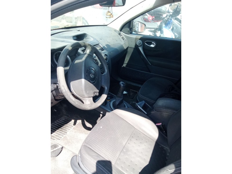 renault megane ii sedán (lm0/1_) del año 2005