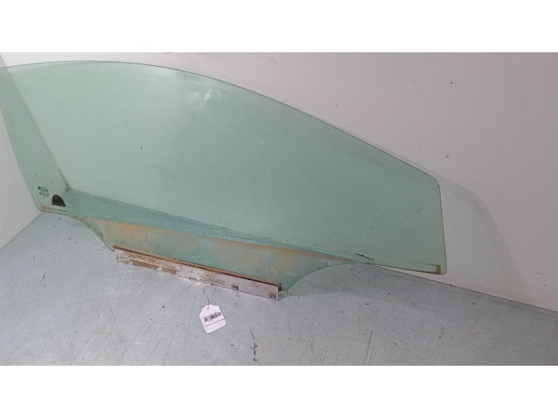 Recambio de luna puerta delantera derecha para opel astra h gtc (a04) 1.6 (l08) referencia OEM IAM   