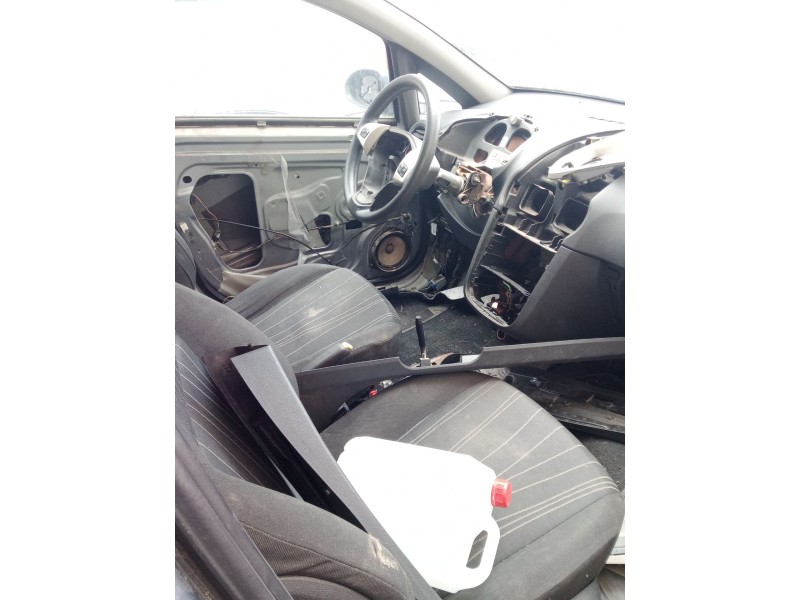 opel corsa d (s07) del año 2007