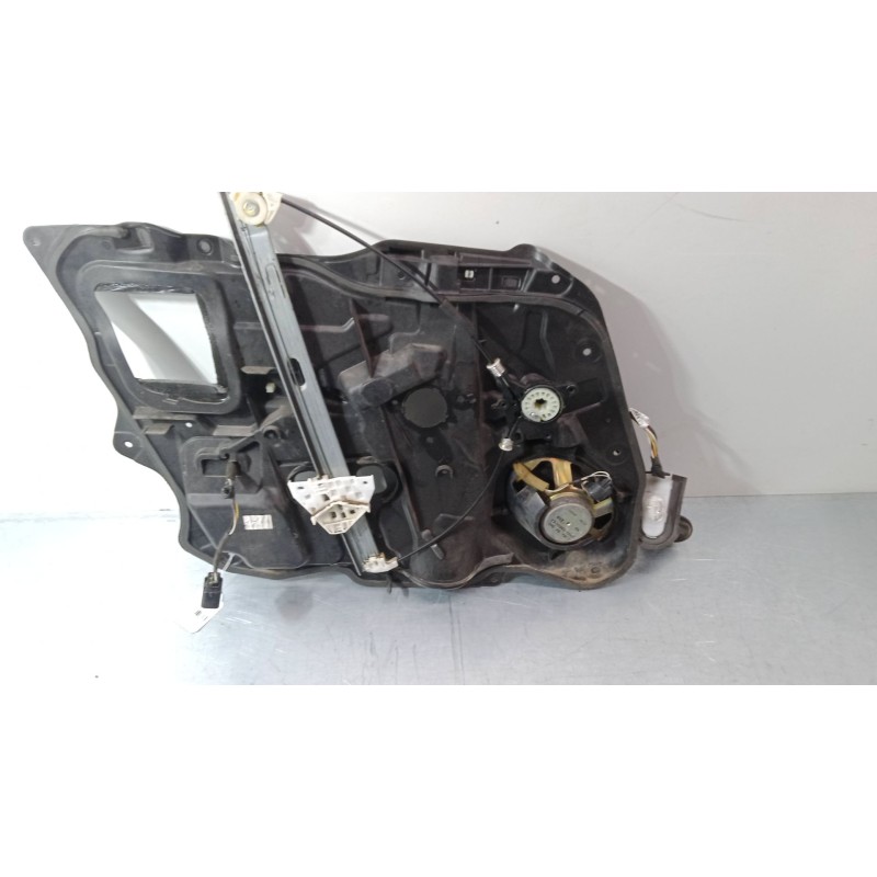 Recambio de elevalunas electrico trasero derecho para mazda 3 sedán (bk) 1.6 di turbo (bk12y) referencia OEM IAM Sin motor  