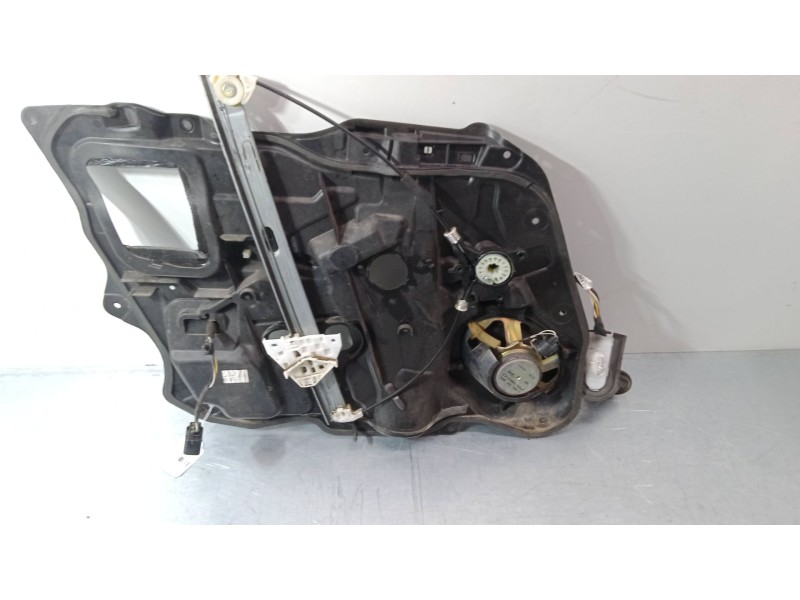 Recambio de elevalunas electrico trasero derecho para mazda 3 sedán (bk) 1.6 di turbo (bk12y) referencia OEM IAM Sin motor  