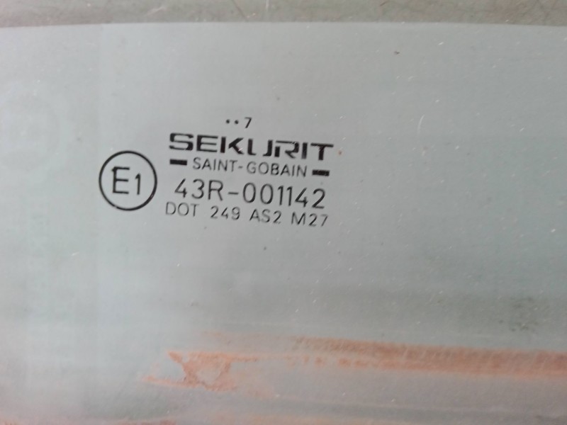 Recambio de luna puerta delantera izquierda para peugeot partner monospace (5_, g_) 1.6 hdi 75 referencia OEM IAM   