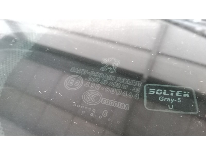 Recambio de luna trasera izquierda para peugeot 207/207+ (wa_, wc_) 1.4 referencia OEM IAM   