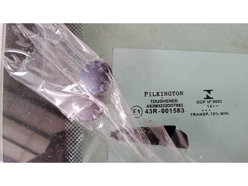 Recambio de luna trasera izquierda para peugeot 306 hatchback (7a, 7c, n3, n5) 2.0 hdi 90 referencia OEM IAM   